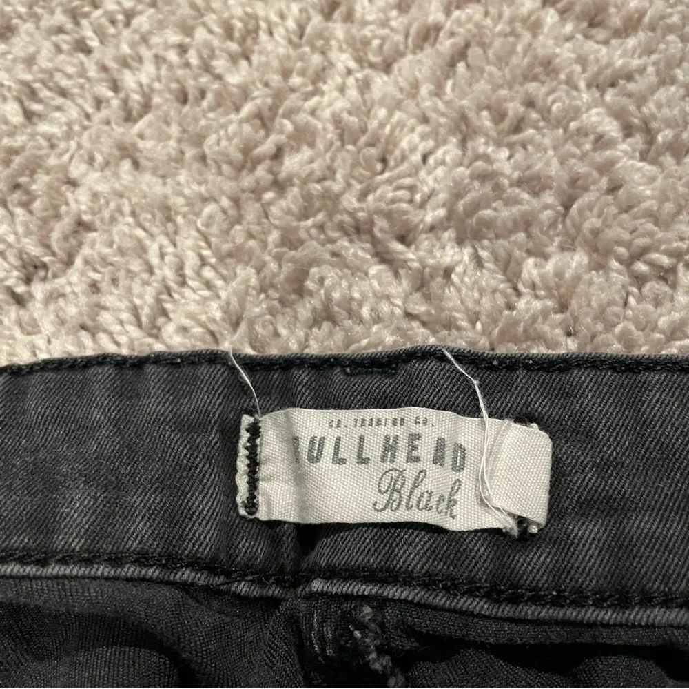Bullhead skinny jeans black size 7 inseam 28”